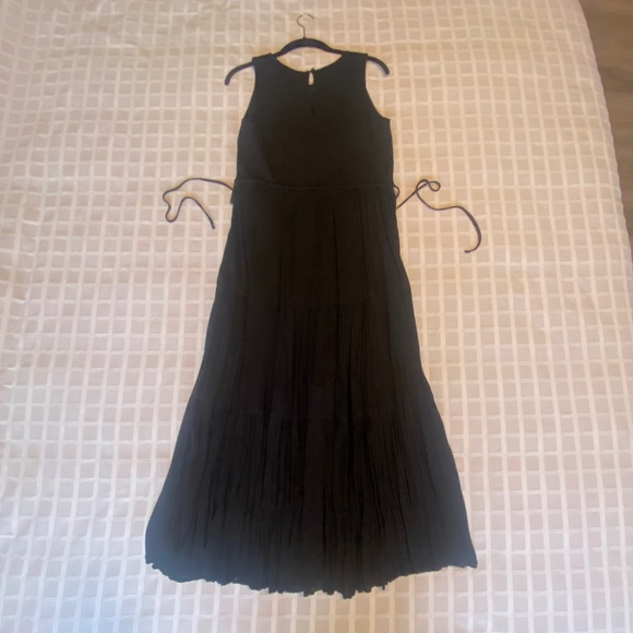 Black Tiered Maxi Dress - Banana Republic - Picture 3 of 9